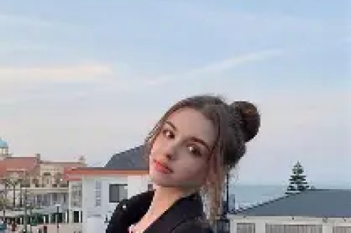 故意辱华、女神被曝当三、血赔80亿娱圈的瓜一个比一个劲爆 故意辱华、女神被曝当三、血赔80亿娱圈的瓜一个比一个劲爆